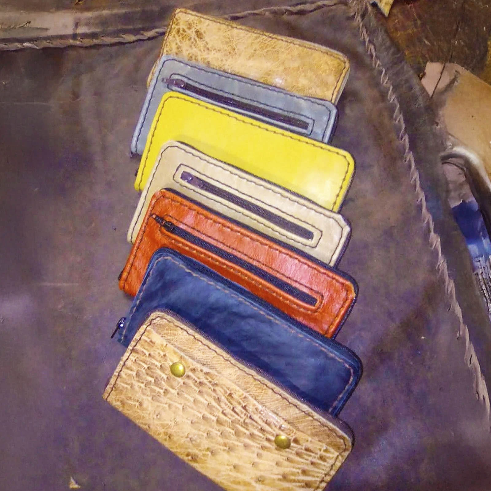 ladies leather zip purse variation ladies leather zip purse variation